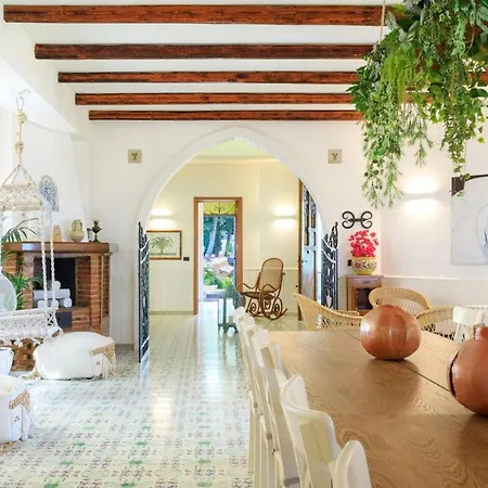 Scent Amphora Villa *